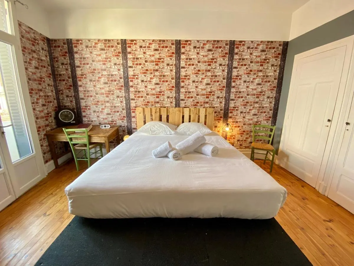 Le Viking Douillet - Proche Thermes & Parcs - Parking A 50M Apartment Vichy